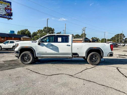 2022 GMC Sierra 2500 SLT
