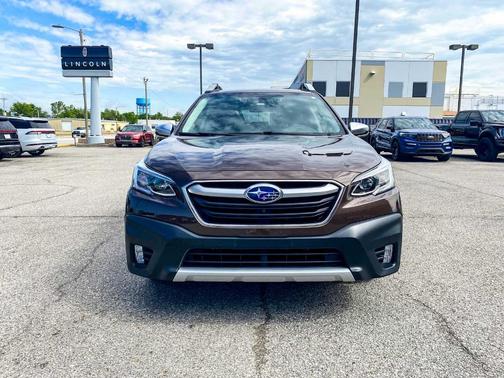 2022 Subaru Outback Touring XT