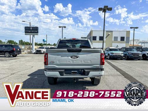 Avalanche 2026 Ford F-150 XLT