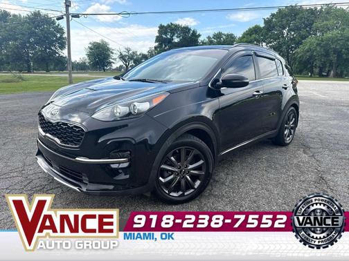 Black Cherry Pearl 2020 Kia Sportage S