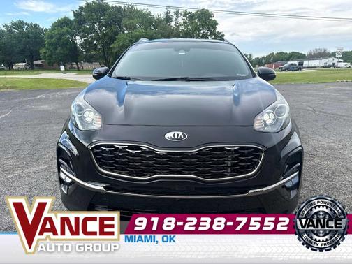 Black Cherry Pearl 2020 Kia Sportage S