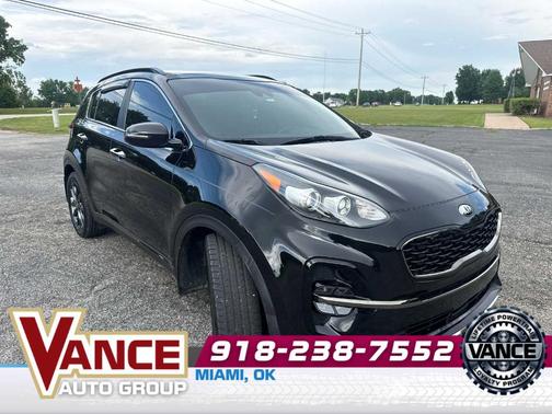 Black Cherry Pearl 2020 Kia Sportage S