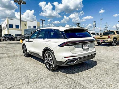2025 Lincoln Nautilus Premiere