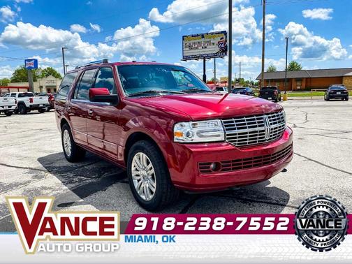 2013 Lincoln Navigator Base