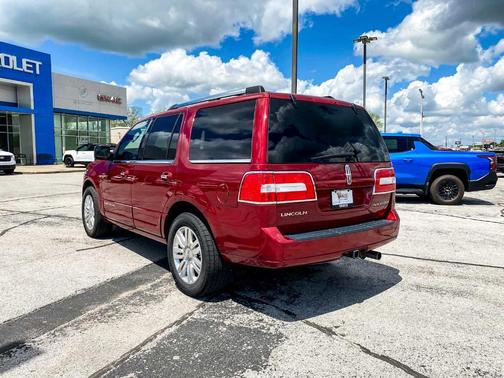 2013 Lincoln Navigator Base