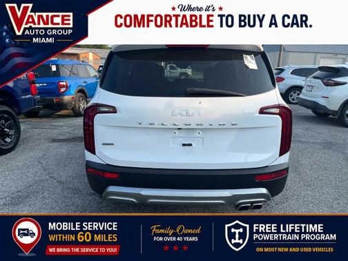 Glacial White Pearl 2022 Kia Telluride S