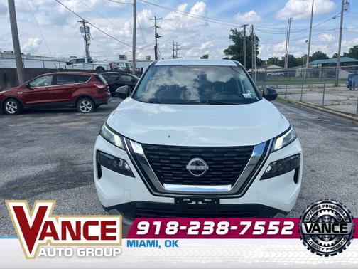 Glacier White 2022 Nissan Rogue S