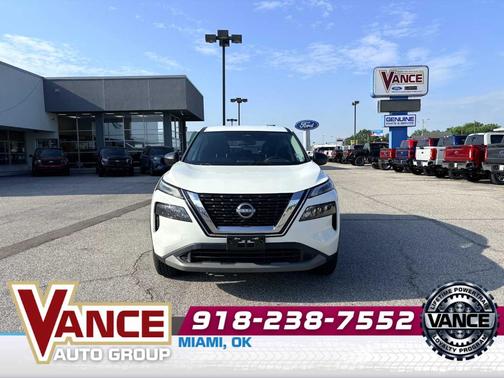 Glacier White 2022 Nissan Rogue S