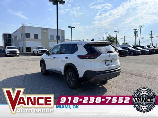 Glacier White 2022 Nissan Rogue S