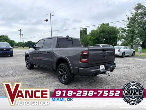 Granite Crystal Clearcoat Metallic 2024 RAM 1500 Limited