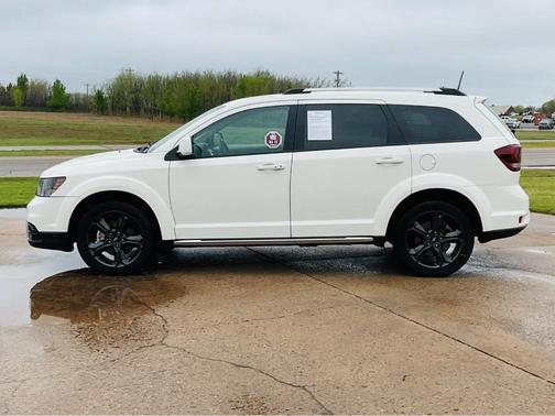2020 Dodge Journey Crossroad