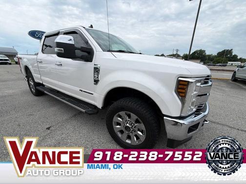 White Platinum Tri-Coat Metallic 2019 Ford F-250 Lariat