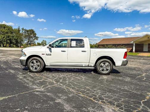2017 RAM 1500 SLT