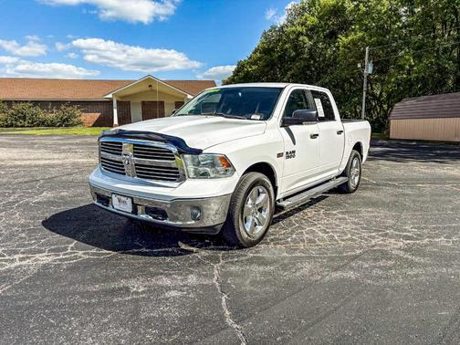 2017 RAM 1500 SLT