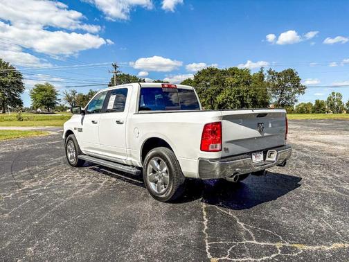 2017 RAM 1500 SLT