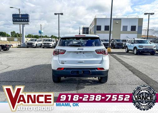 Bright White Clearcoat 2024 Jeep Compass Sport