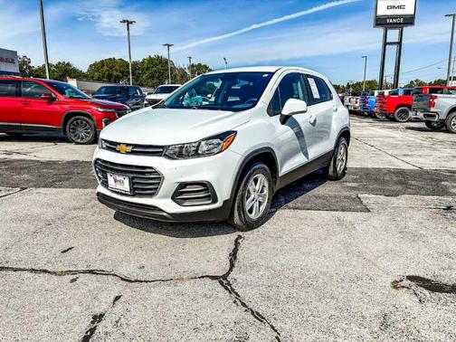 2022 Chevrolet Trax LS
