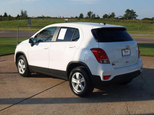 2022 Chevrolet Trax LS