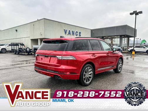 Red Carpet Metallic Tinted Clearcoat 2026 Lincoln Aviator Premiere