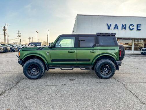 2022 Ford Bronco Outer Banks