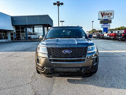 2019 Ford Explorer sport