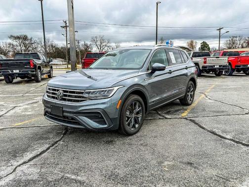 2024 Volkswagen Tiguan 2.0T SE