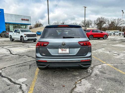 2024 Volkswagen Tiguan 2.0T SE