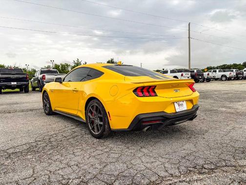 2024 Ford Mustang GT Premium