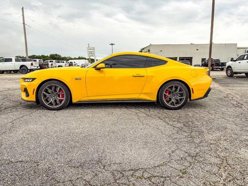 2024 Ford Mustang GT Premium