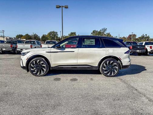 2026 Lincoln Nautilus Reserve