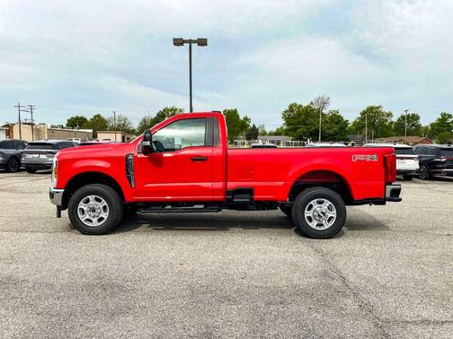 2025 Ford F-350 XLT