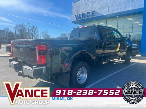 2025 Ford F-350 Lariat Super Duty