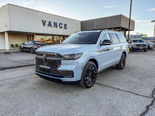 2025 Lincoln Navigator Reserve