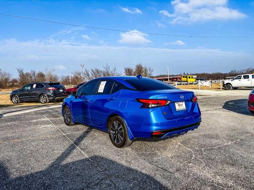2024 Nissan Versa 1.6 SV