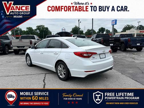 Quartz White Pearl 2017 Hyundai SONATA SE