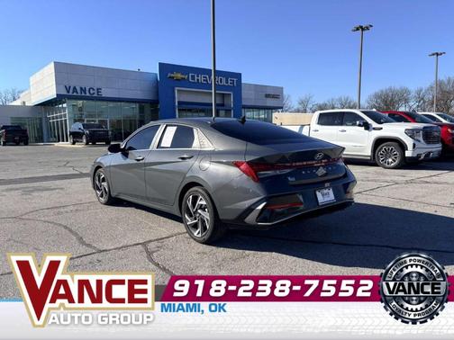 2025 Hyundai ELANTRA SEL Convenience