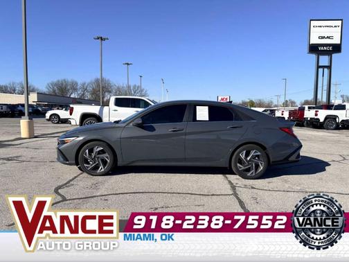 2025 Hyundai ELANTRA SEL Convenience