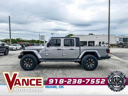 Billet Silver Metallic Clearcoat 2020 Jeep Gladiator Overland