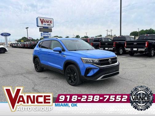 Cornflower Blue 2023 Volkswagen Taos 1.5T SE