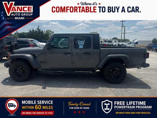 Sting Gray Clearcoat 2022 Jeep Gladiator Sport