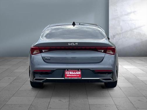 2022 Kia K5 EX