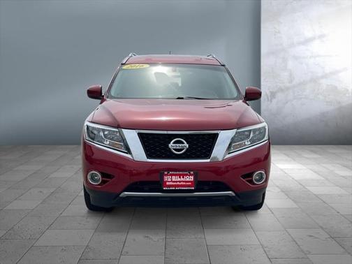 2016 Nissan Pathfinder SV