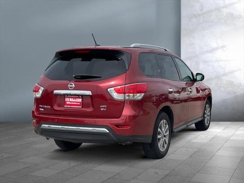 2016 Nissan Pathfinder SV