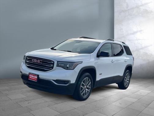 2017 GMC Acadia SLE-2