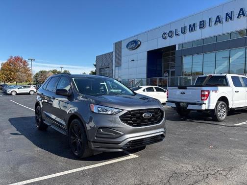 2022 Ford Edge SE