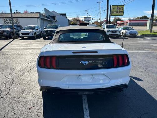 2020 Ford Mustang ECOBOOST PREMIUM