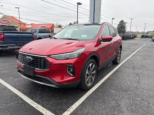 2023 Ford Escape PLATINUM