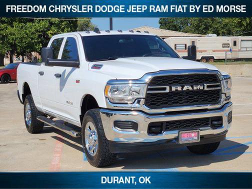 2022 RAM 2500 Tradesman Crew Cab 4x4 6'4' Box