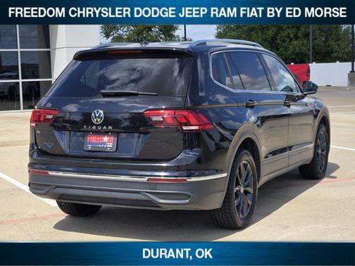 2024 Volkswagen Tiguan 2.0T SE