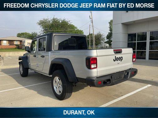 2023 Jeep Gladiator Sport S